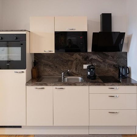 Modern Apartment W/ Cozy Balcony Near City Center Wiedeń Zewnętrze zdjęcie